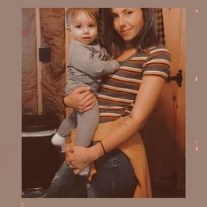 Meet your Posher, Courtney